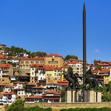Trendy Studios - Free Parking In Veliko Turnovo المظهر الخارجي الصورة